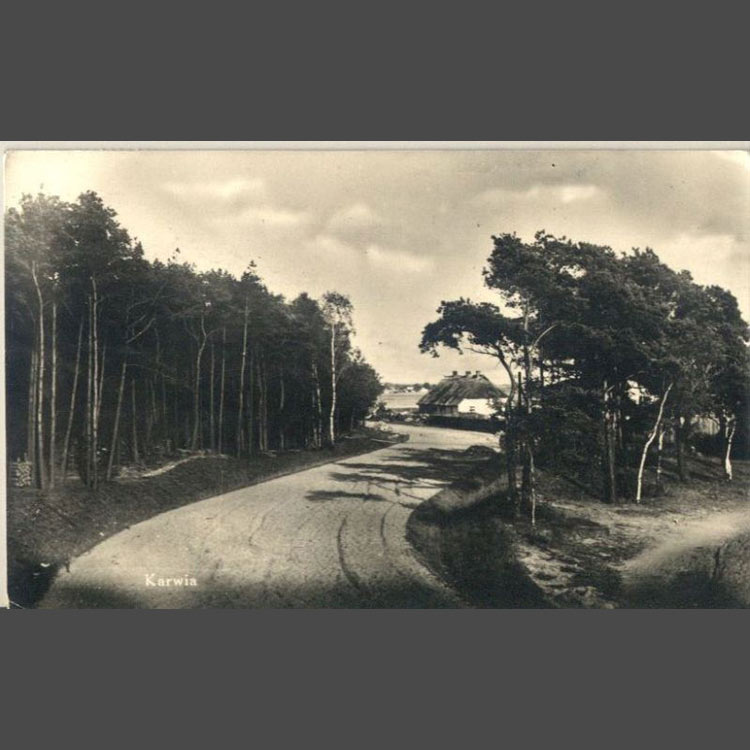 Karwia rok 1915 - pocztówka - wyjście na plażę